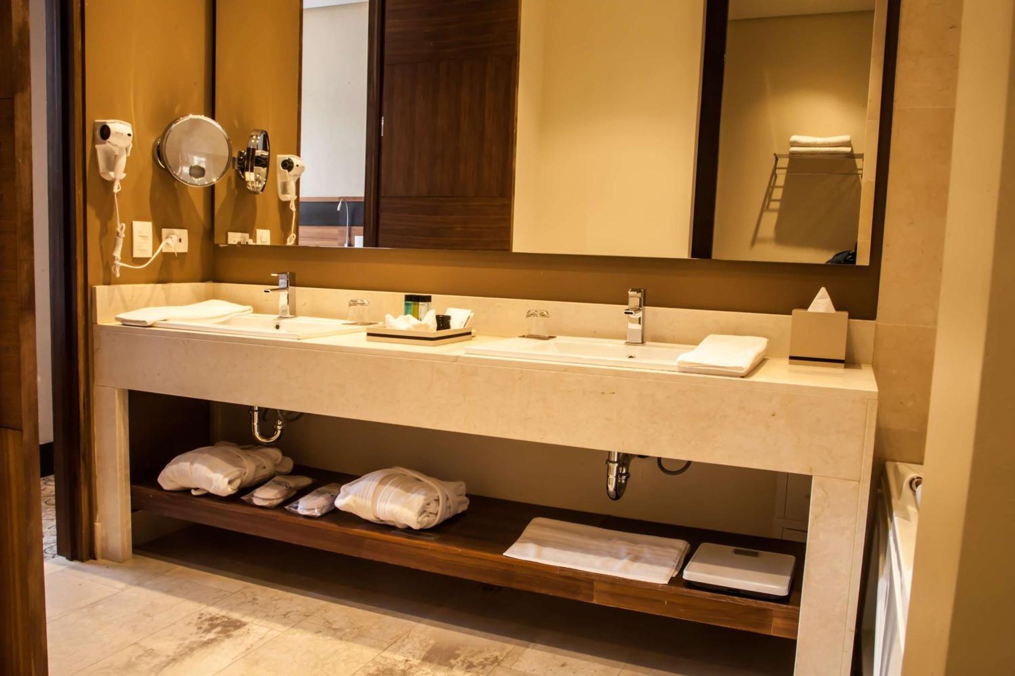 Hotel Doubletree By Hilton Bogota Parque 93 Zewnętrze zdjęcie